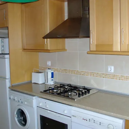 2 Bedroom 5 Min From Falesia And Close To Center I דירה אלבופיירה