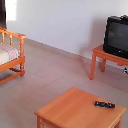 2 Bedroom 5 Min From Falesia And Close To Center I アパート
