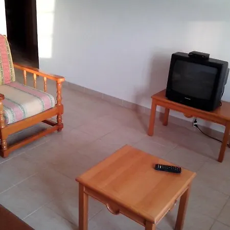 2 Bedroom 5 Min From Falesia And Close To Center I アパート アルブフェイラ